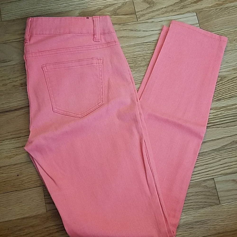 Forever 21 Premium Denim. Coral. Size 29.